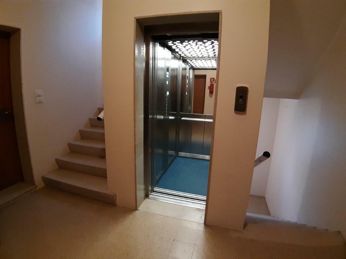 App4Rent Saturno 4 - Family Apartment, Wifi, Parking Lido di Jesolo Exteriör bild