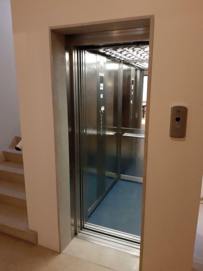 App4Rent Saturno 4 - Family Apartment, Wifi, Parking Lido di Jesolo Exteriör bild