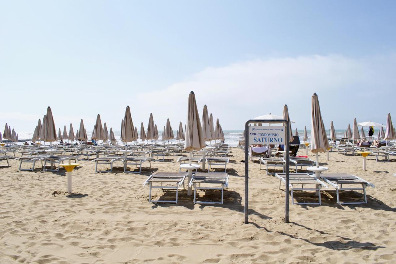 App4Rent Saturno 4 - Family Apartment, Wifi, Parking Lido di Jesolo Exteriör bild